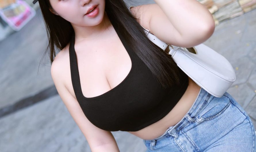 Hot Thai girl Suttitar Kaewsin